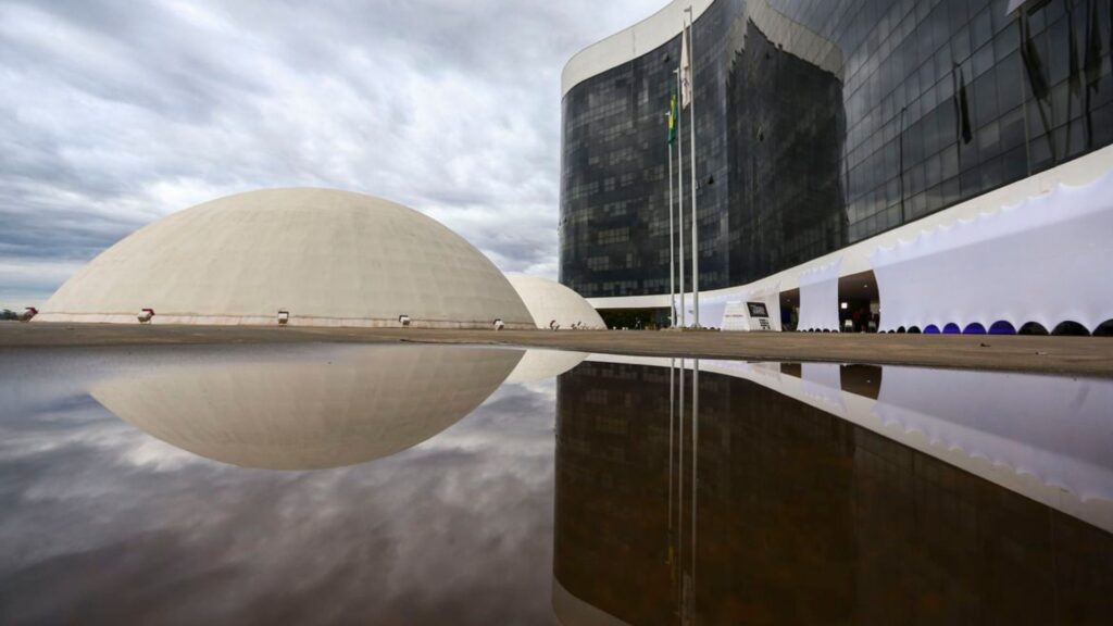 Mandatos de dois ministros do TSE terminam nesta semana 1 Mandatos de dois ministros do TSE terminam nesta semana