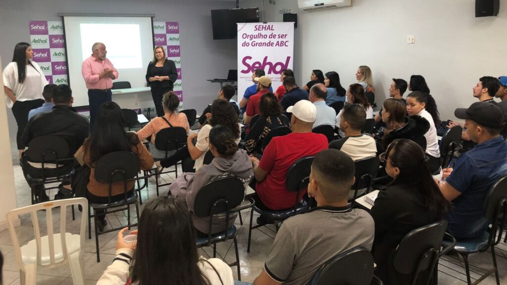Sehal realiza terceira edição do workshop contra assédio e estupro nos bares e restaurantes 1 Sehal realiza terceira edição do workshop contra assédio e estupro nos bares e restaurantes