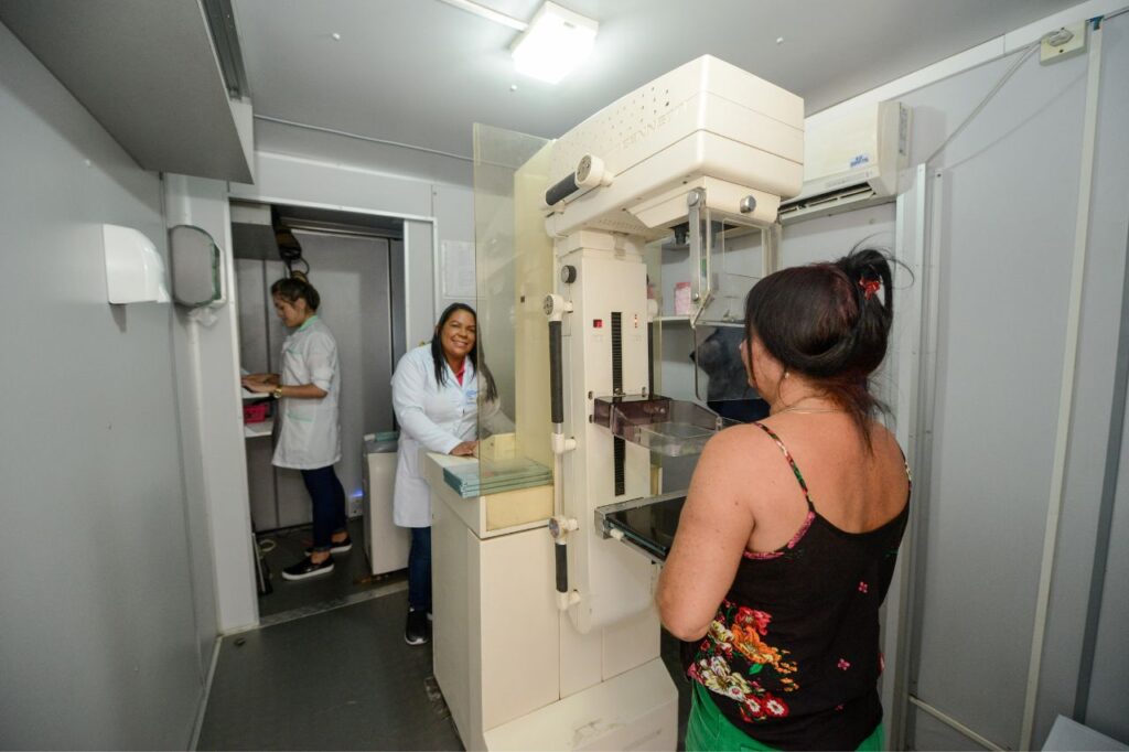 Unidade Móvel de Mamografia disponibiliza exame no São Bernardo Plaza Shopping 1 Unidade Móvel de Mamografia disponibiliza exame no São Bernardo Plaza Shopping