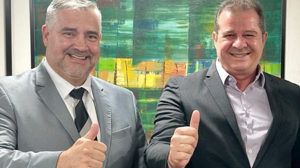 Deputado Luiz Fernando se destaca em defesa das indústrias química e farmacêutica e da imprensa regional