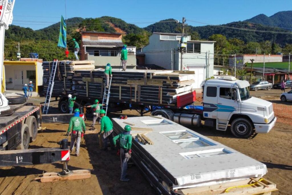 Governo de SP inicia a construção de moradias sustentáveis no Litoral Norte de São Paulo 1 Governo de SP inicia a construção de moradias sustentáveis no Litoral Norte de São Paulo