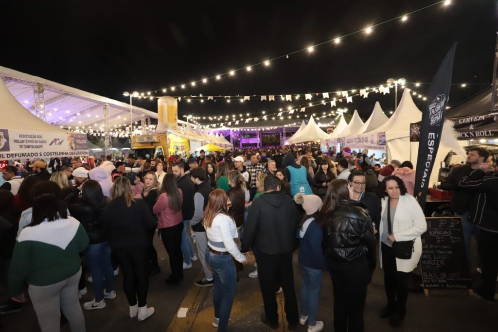 Arraial Solidário de Santo André atrai mais de 10 mil pessoas na 1ª noite 2 Abertura do Arraial Solidário de Santo André atrai mais de 10 mil pessoas