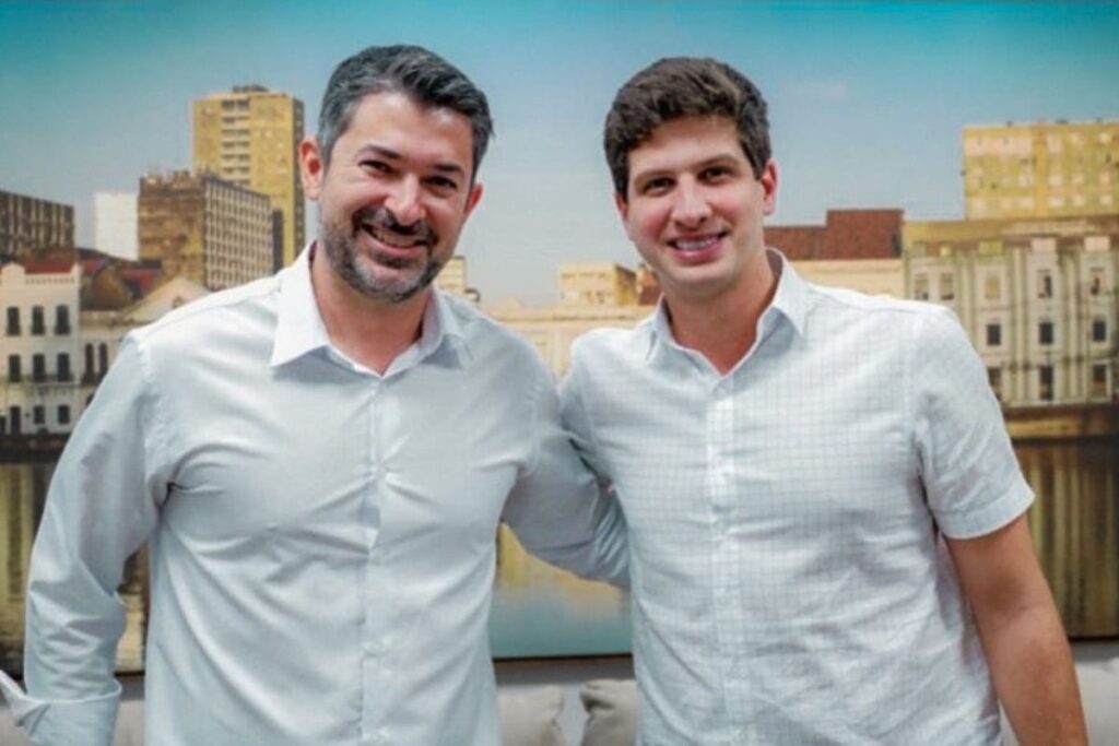 Com o prefeito João Campos, Eduardo Leite conhece programas de sucesso da Prefeitura de Recife