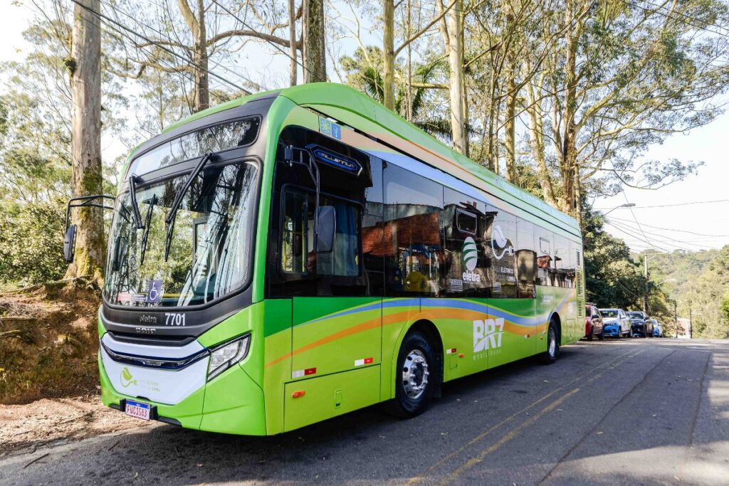 Resumo de notícias - ABC Agora - 01/08/2023 9 São Bernardo inicia oficialmente operação de ônibus 100% elétricos