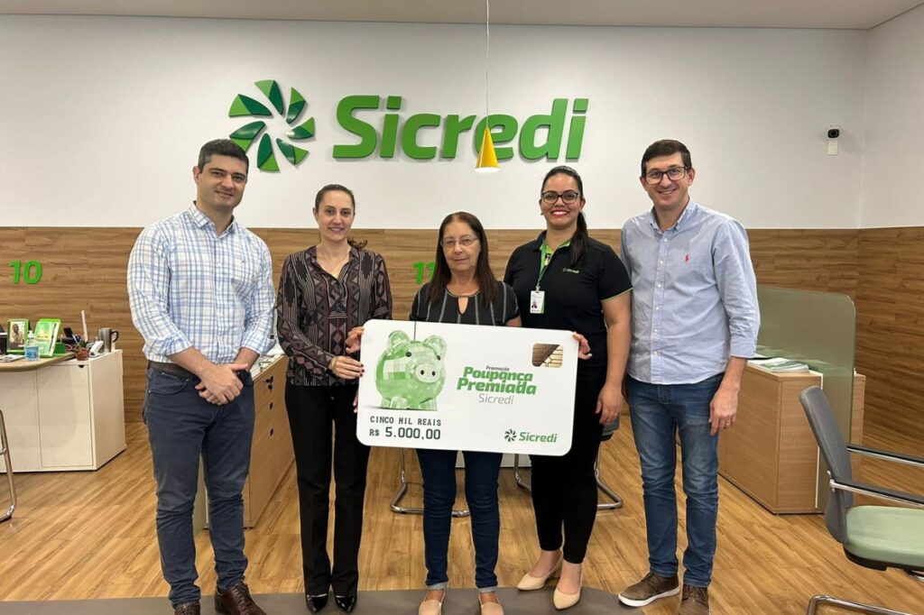 Sicredi Vale do Piquiri Abcd PR/SP entrega oito prêmios da promoção Poupança Premiada 1 Sicredi Vale do Piquiri Abcd PRSP entrega oito premios da promocao Poupanca Premiada 1 1