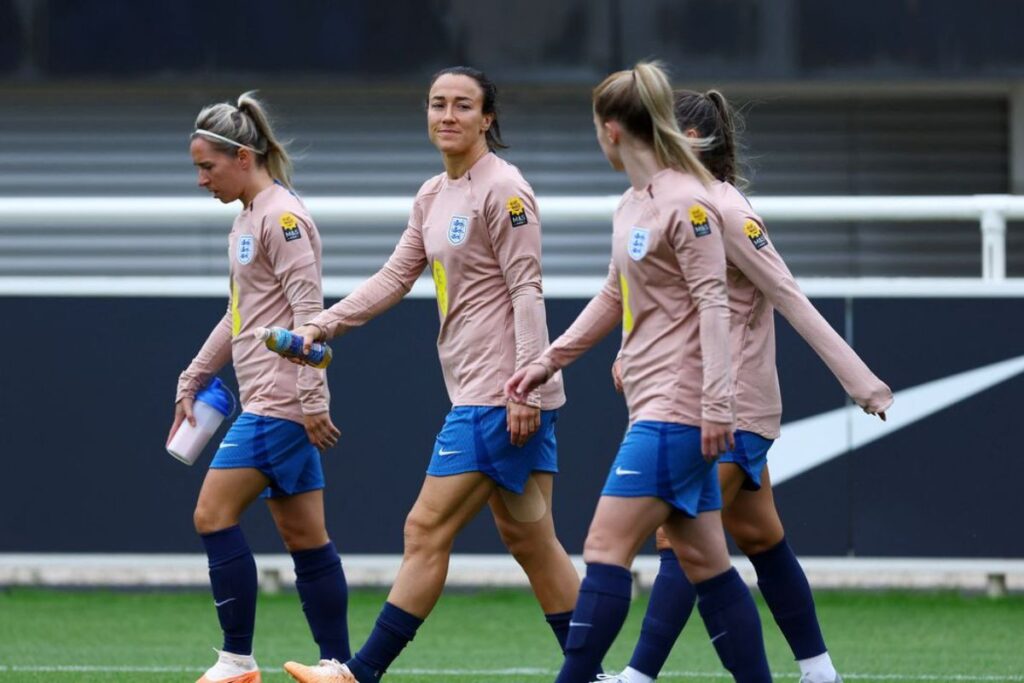 Terceiro dia de Copa tem como destaque estreia da favorita Inglaterra 1 Terceiro dia de Copa tem como destaque estreia da favorita Inglaterra