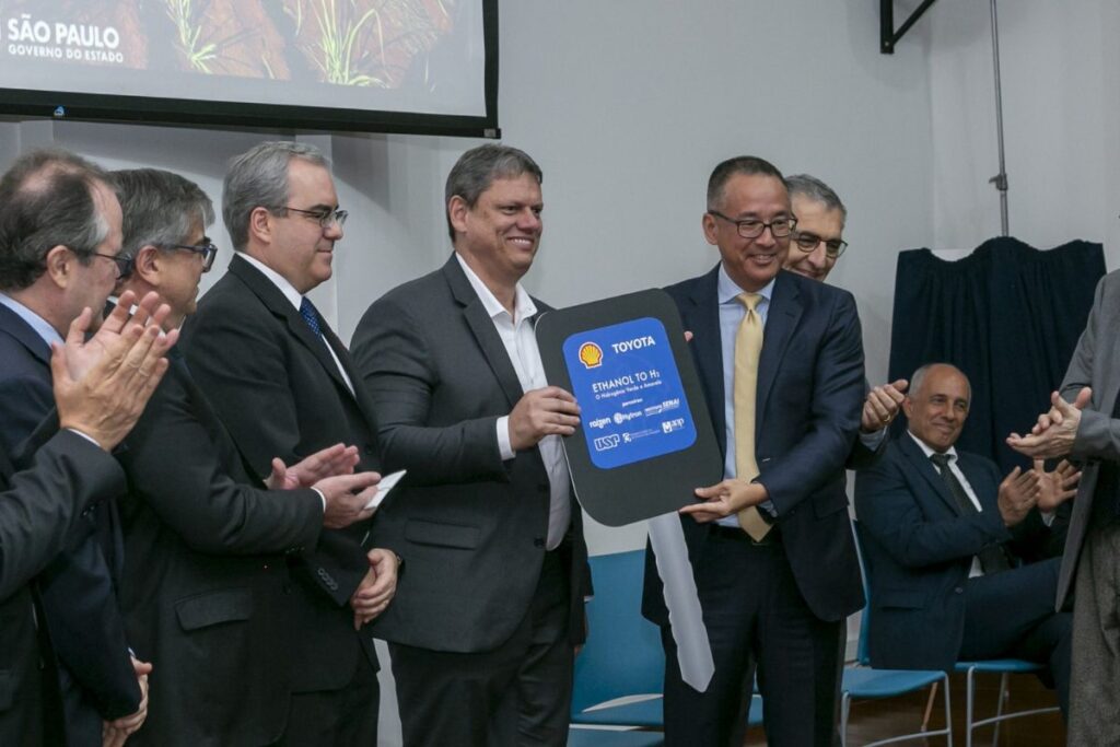 Governo lança Planta-piloto de hidrogênio renovável a partir do etanol na USP