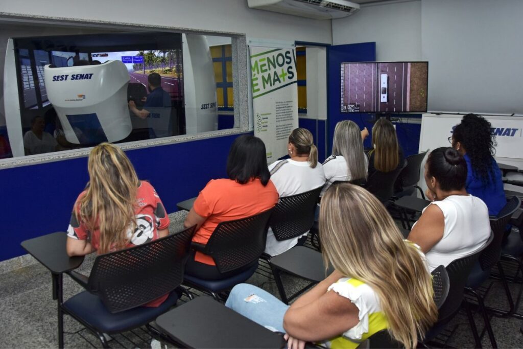 Santo André abre vagas para capacitação de mulheres que dirigem ônibus, caminhões e vans 1 Santo André abre vagas para capacitação de mulheres que dirigem ônibus, caminhões e vans