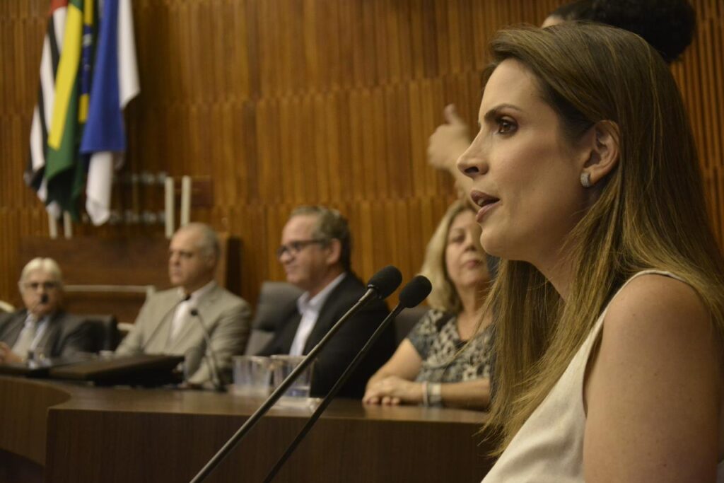 APAE Santo André completa pelos 60 anos de fundação e recebe homenagem da vereadora Dra. Ana Veterinária 1 APAE Santo André completa pelos 60 anos de fundação e recebe homenagem da vereadora Dra. Ana Veterinária