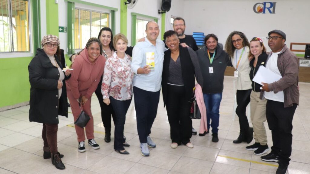 Prefeitura de Ribeirão Pires revitaliza Jardim no Centro de Referência ao Idoso 2 Prefeitura de Ribeirão Pires revitaliza Jardim no Centro de Referência ao Idoso