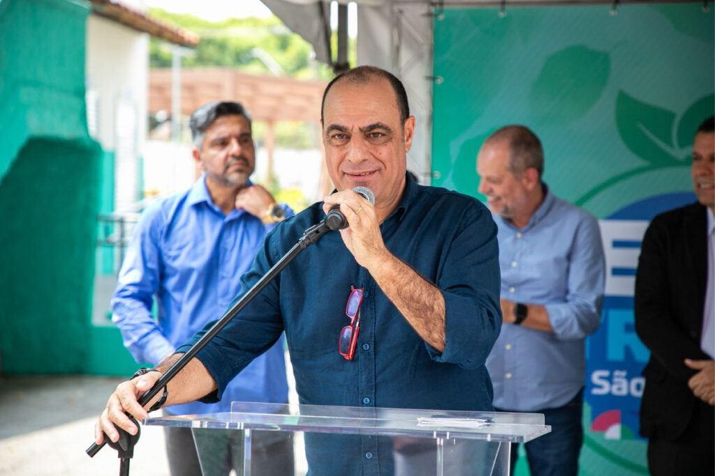 Auricchio lança o EcoTroca, programa que troca recicláveis por alimentos 1 Auricchio lança o EcoTroca, programa que troca recicláveis por alimentos