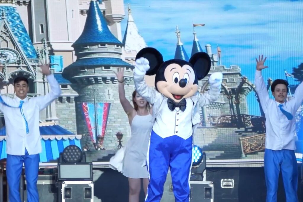 Espetáculo Sonhando com o Mickey promete encantar público no Parque Central