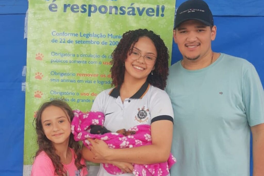 Feira "Eu amo, eu adoto" garante lar para 480 animais em 2023 2 Feira Eu amo, eu adoto garante lar para 480 animais em 2023