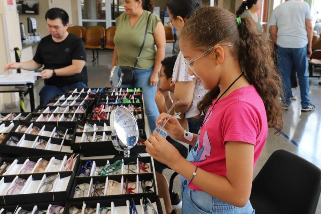 Lentes do Saber avalia mais de 180 estudantes de Diadema em mutirão oftalmológico