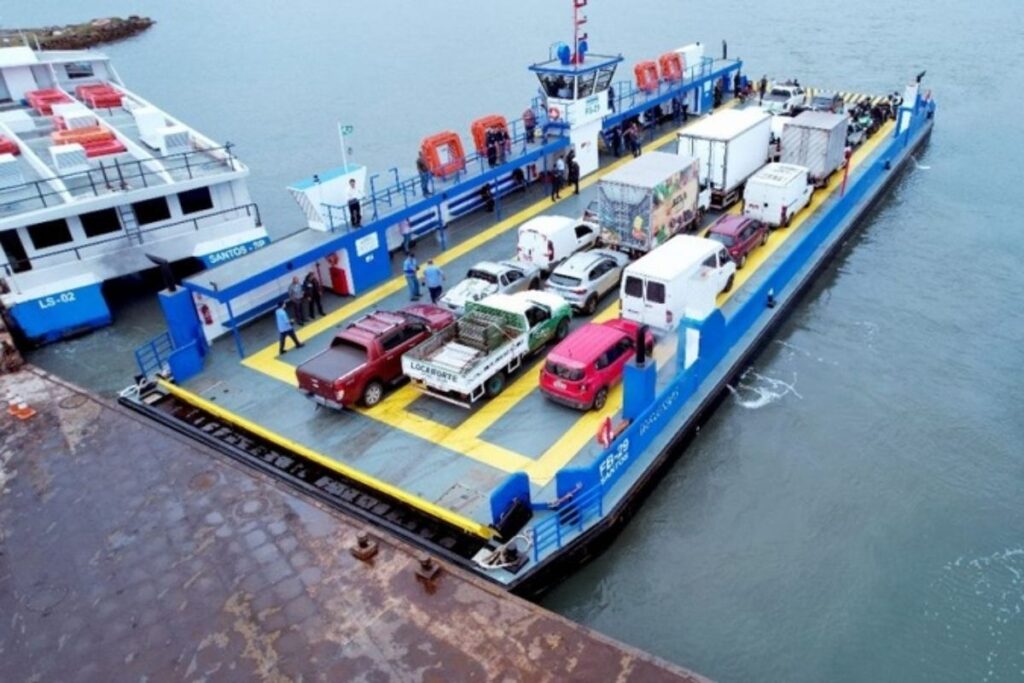 Novo regime para caminhões na Travessia São Sebastião-Ilhabela, iniciado nesta segunda-feira, restringe transporte de carga em veículos pesados durante o dia 1 Novo regime para caminhões na Travessia São Sebastião-Ilhabela, iniciado nesta segunda-feira, restringe transporte de carga em veículos pesados durante o dia
