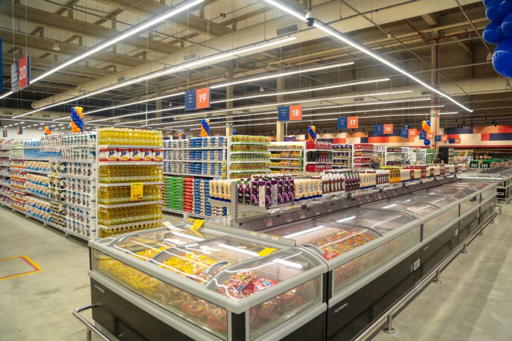 COOP investe R$ 42 milhões em nova unidade de supermercado