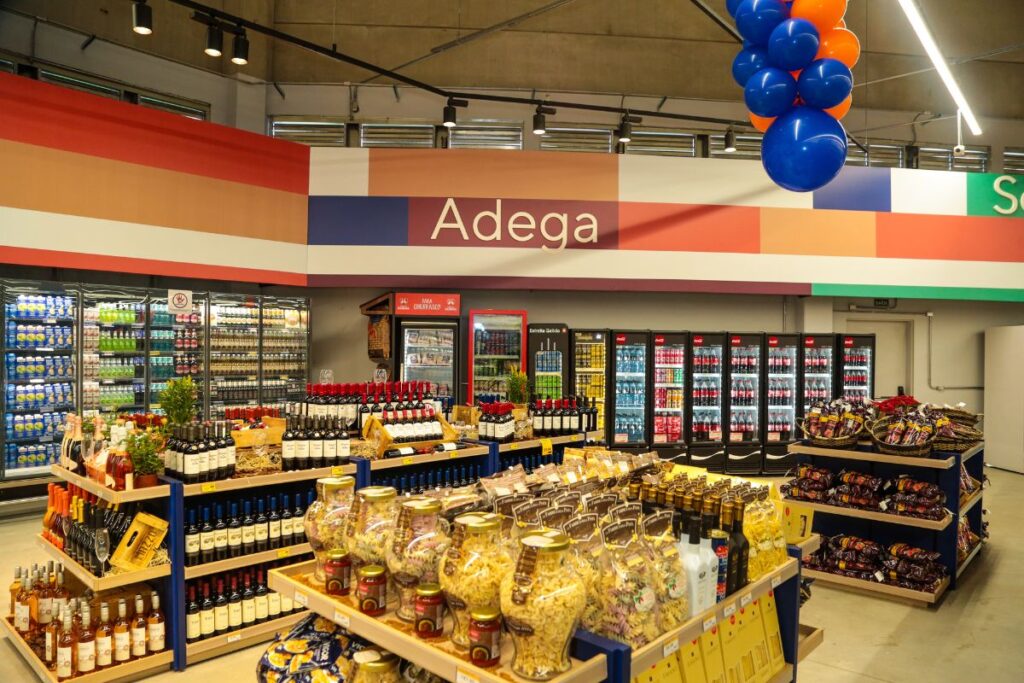 COOP investe R$ 42 milhões em nova unidade de supermercado