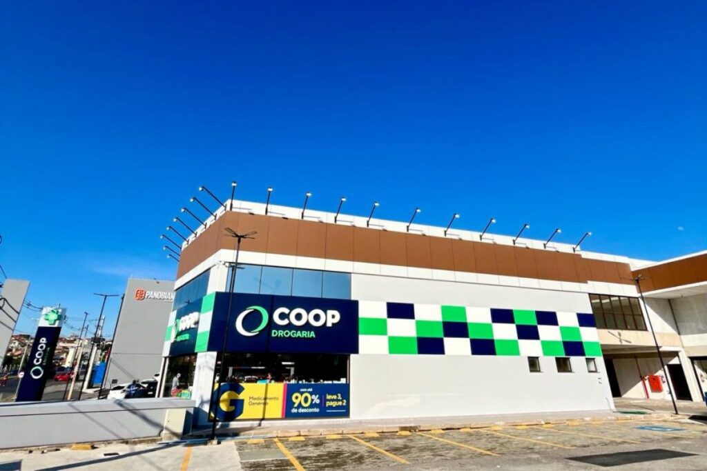 Coop Drogaria inaugura três unidades em um único dia