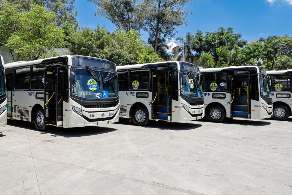 São Caetano renova frota do transporte municipal com seis ônibus 0 km, acessíveis, com ar-condicionado e wi-fi