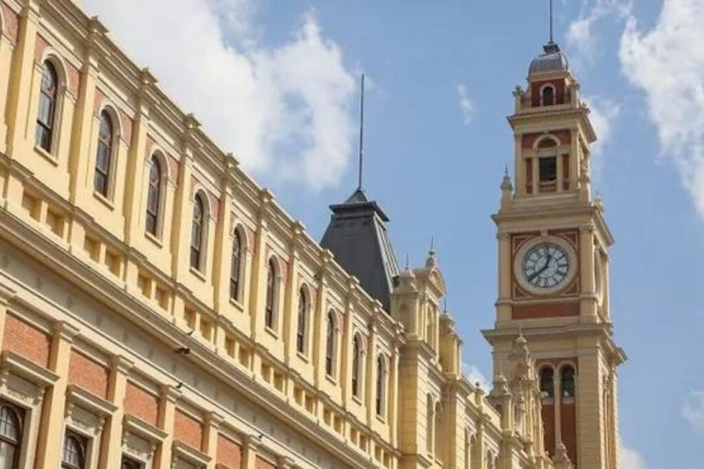 Resumo de Notícias ABC Agora - 03/01/2024 5 Museu da Língua Portuguesa tem programação gratuita nas férias de janeiro
