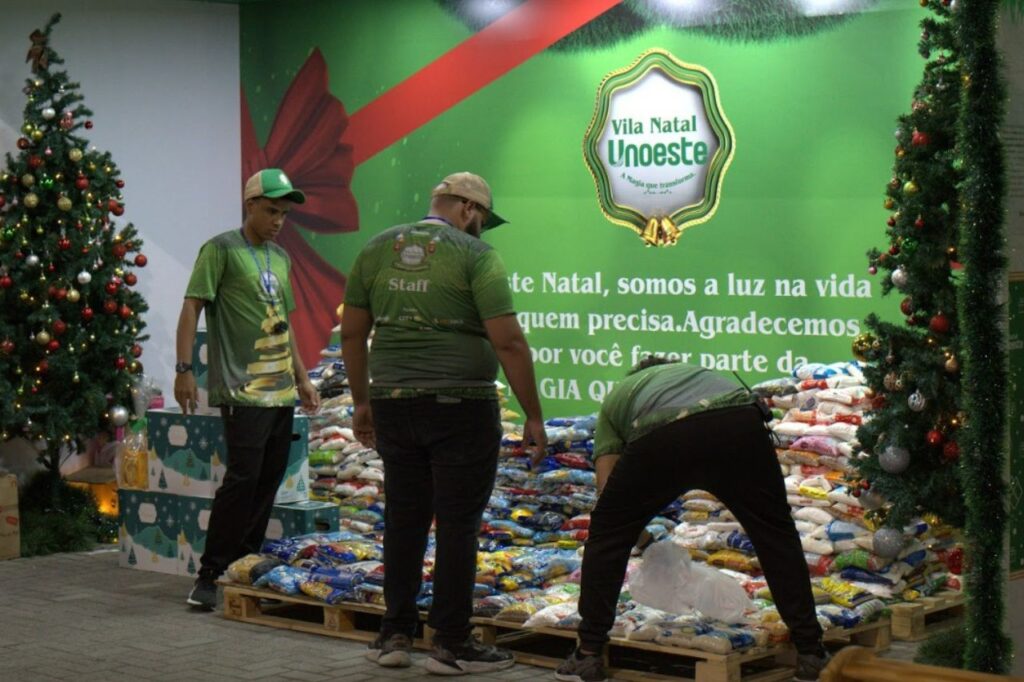 Unoeste: Últimos dias da Vila Natal em Guarujá prometem animação e solidariedade 2 Últimos dias da Vila Natal Unoeste em Guarujá prometem animação e solidariedade