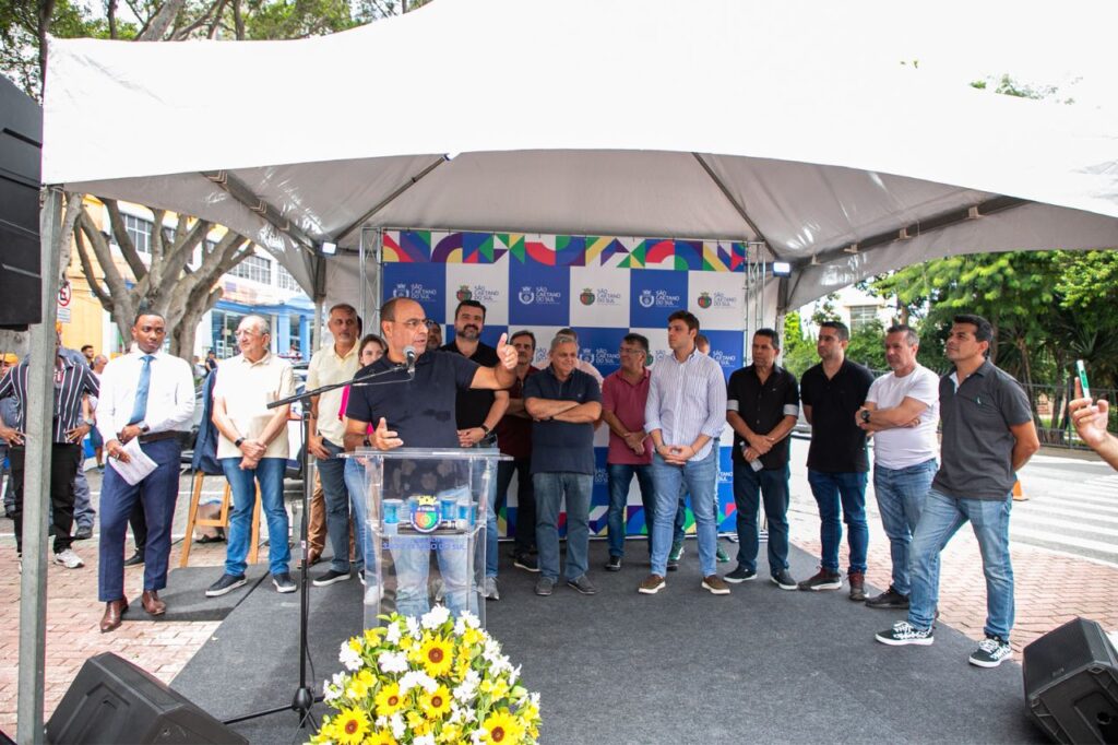 Prefeitura de São Caetano revitaliza Praça dos Expedicionários com mastro de bandeira de 25 metros