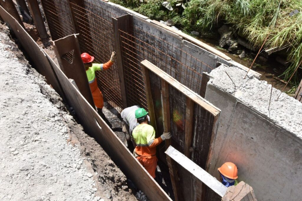 Santo André realiza obras para canalizar Córrego Utinga e recuperar rua que estava fechada 2 Santo André realiza obras para canalizar Córrego Utinga e recuperar rua que estava fechada