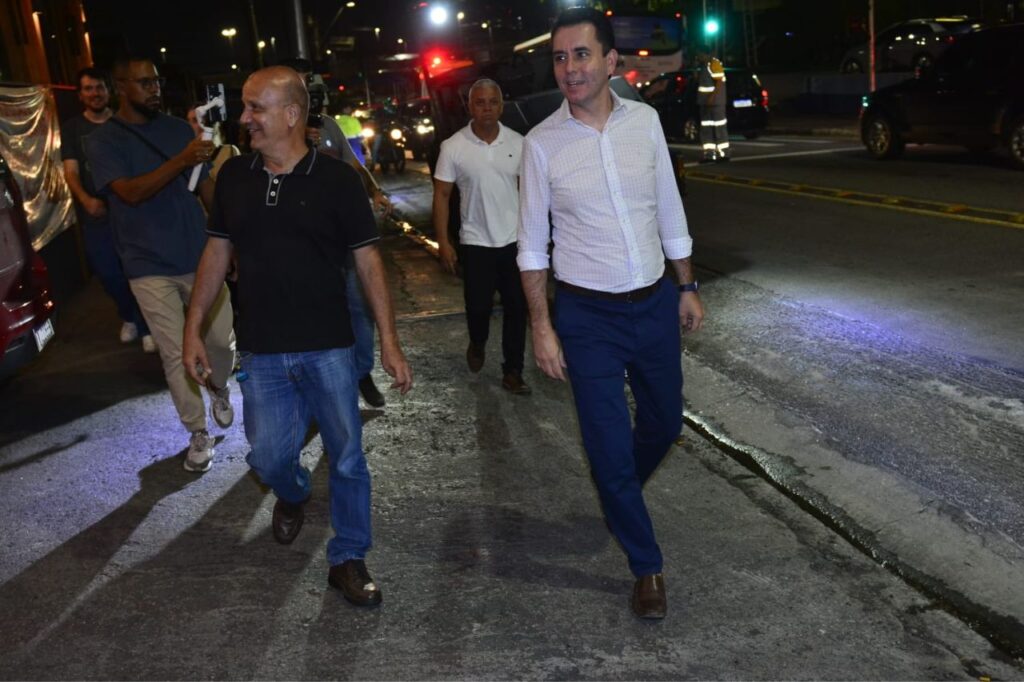 Santo André realiza recapeamento asfáltico de 6,7 quilômetros da Rua Oratório 1 Santo André realiza recapeamento asfáltico de 6,7 quilômetros da Rua Oratório