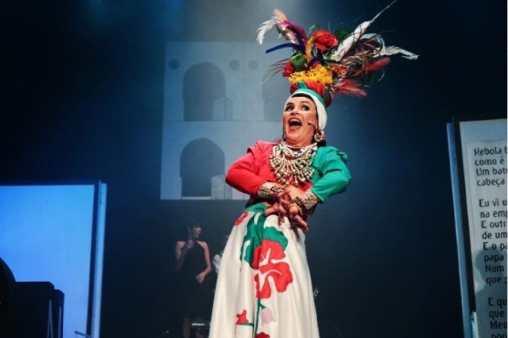 Universidade Positivo recebe festa de abertura do Festival de Curitiba