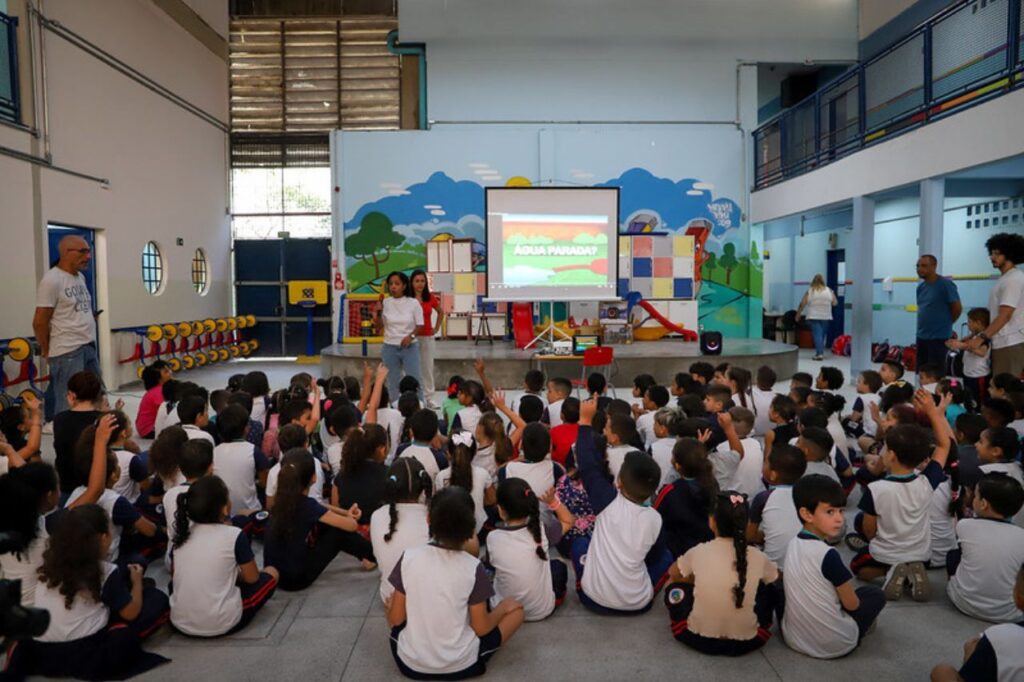 Diadema mobiliza toda cidade contra a dengue