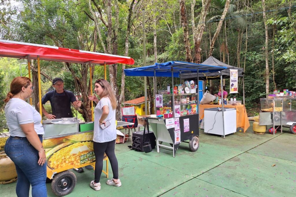 Parque do Pedroso ganha praça de alimentação nos finais de semana e feriados