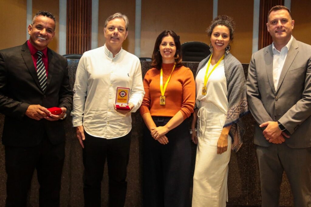 COOP é premiada por ações solidárias 1 COOP é premiada por ações solidárias