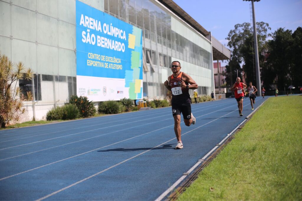 Novos recordes, pódios e muito talento: Pérola da Serra se destaca em competições de atletismo