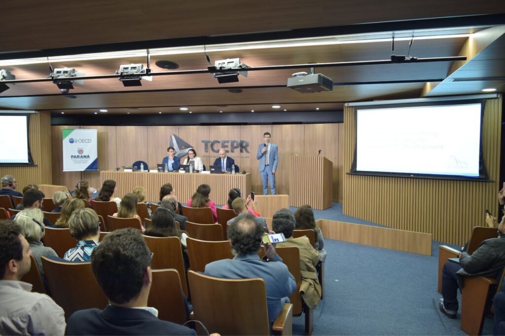 Sicredi participa de evento do Governo do Paraná sobre Objetivos de Desenvolvimento Sustentável