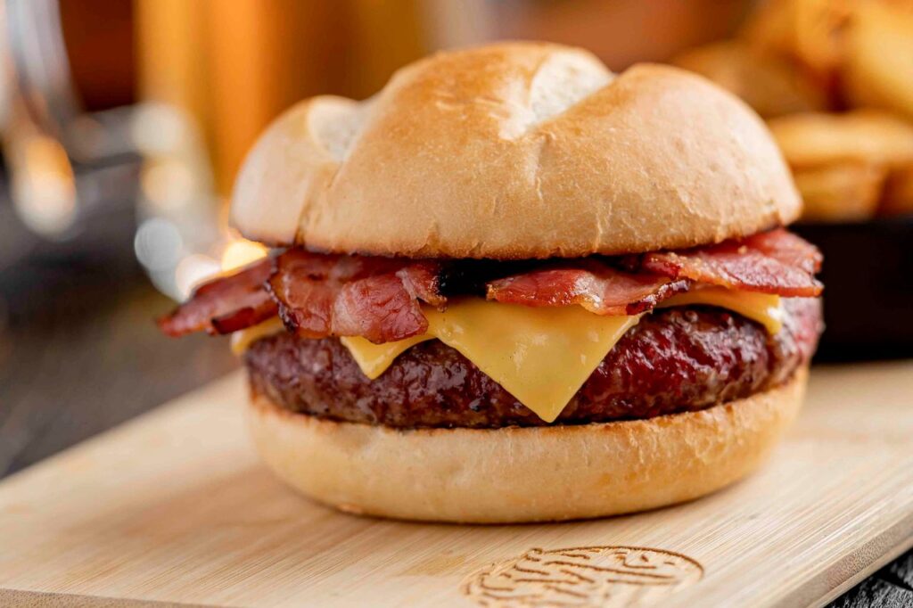 Dia Mundial do Hambúrguer: Uma celebração gastronômica com sugestões irresistíveis! 1 Dia do Hambúrguer Uma Celebração Gastronômica com Sugestões Irresistíveis!