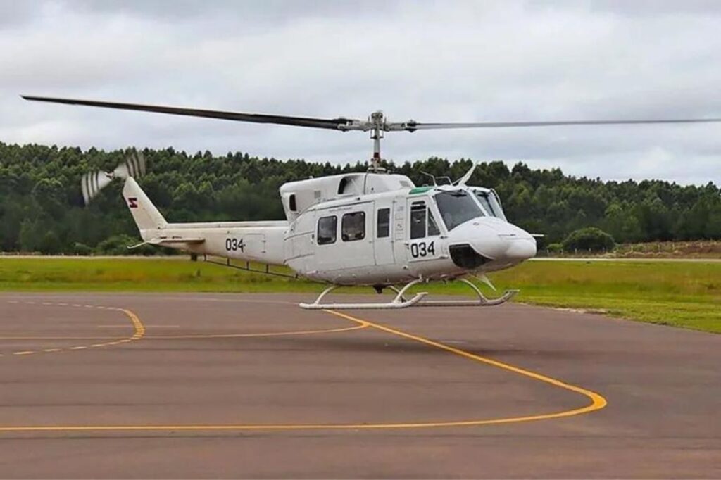 Governo não recusou ajuda do Uruguai helicóptero do país ajuda nas operações de resgate do RS