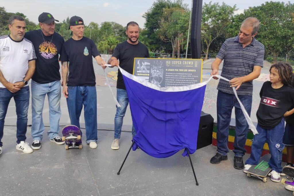 Pista de skate do Parque Ana Brandão recebe novos obstáculos