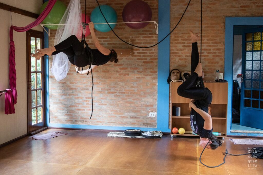 Prorrogadas para 20/06 as inscrições para a residência artística do Festival CRIE como quem LUTA 1 Prorrogadas para 20/06 as inscrições para a residência artística do Festival CRIE como quem LUTA