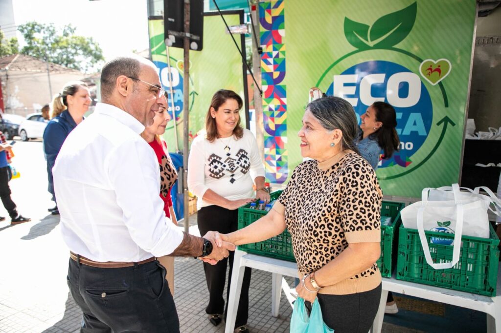 EcoTroca no Bairro Fundação entrega 408 kg de alimentos não perecíveis a moradores 1 EcoTroca no Bairro Fundação entrega 408 kg de alimentos não perecíveis a moradores