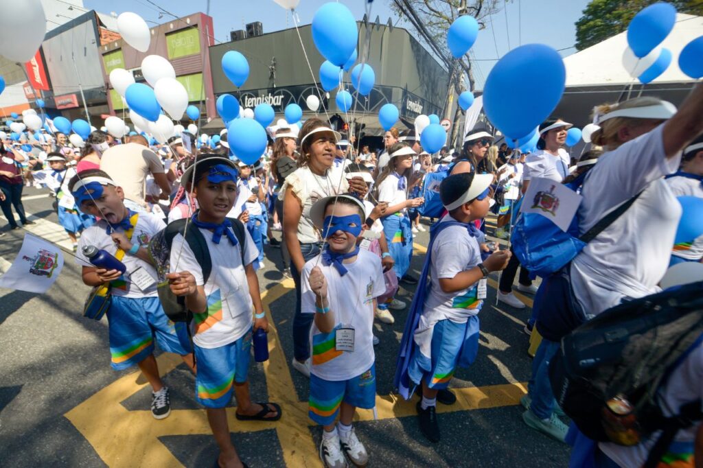 Festa de 471 anos de São Bernardo atrai 10 mil pessoas à Esplanada do Paço 2 Festa de 471 anos de São Bernardo atrai 10 mil pessoas à Esplanada do Paço