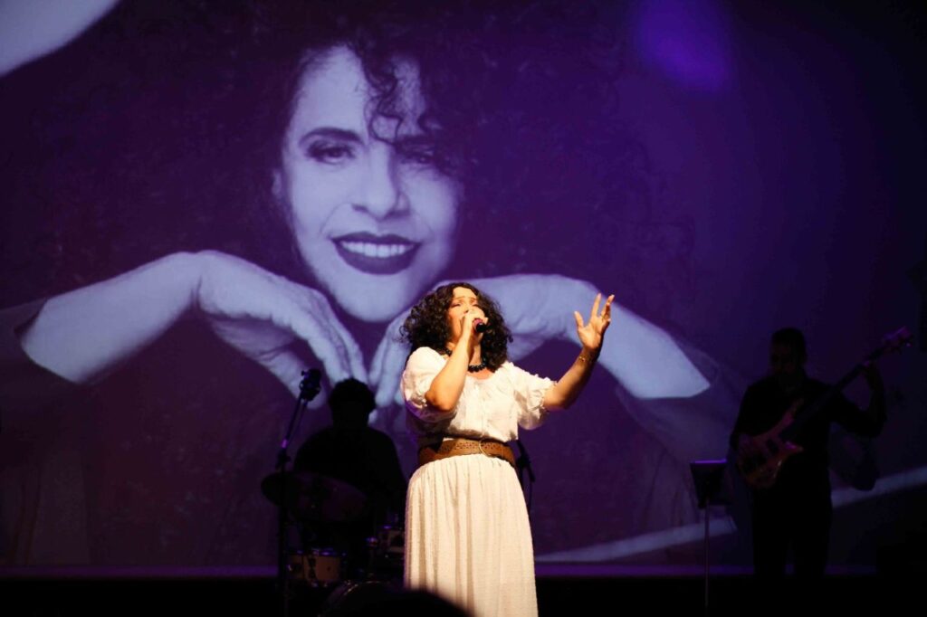 Tributo exalta sucessos da MPB no Teatro Municipal de Santo André 3 Tributo exalta sucessos da MPB no Teatro Municipal de Santo André